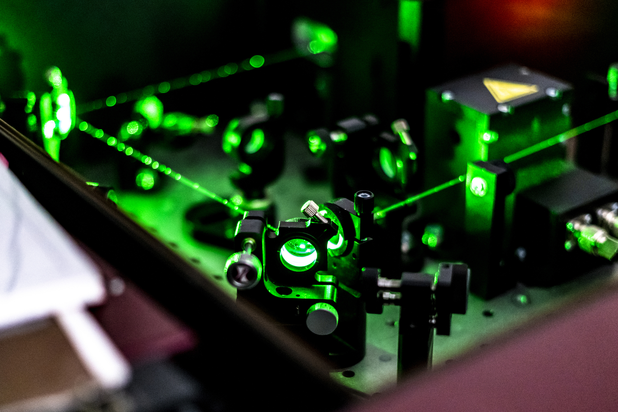 Quantum laser lab